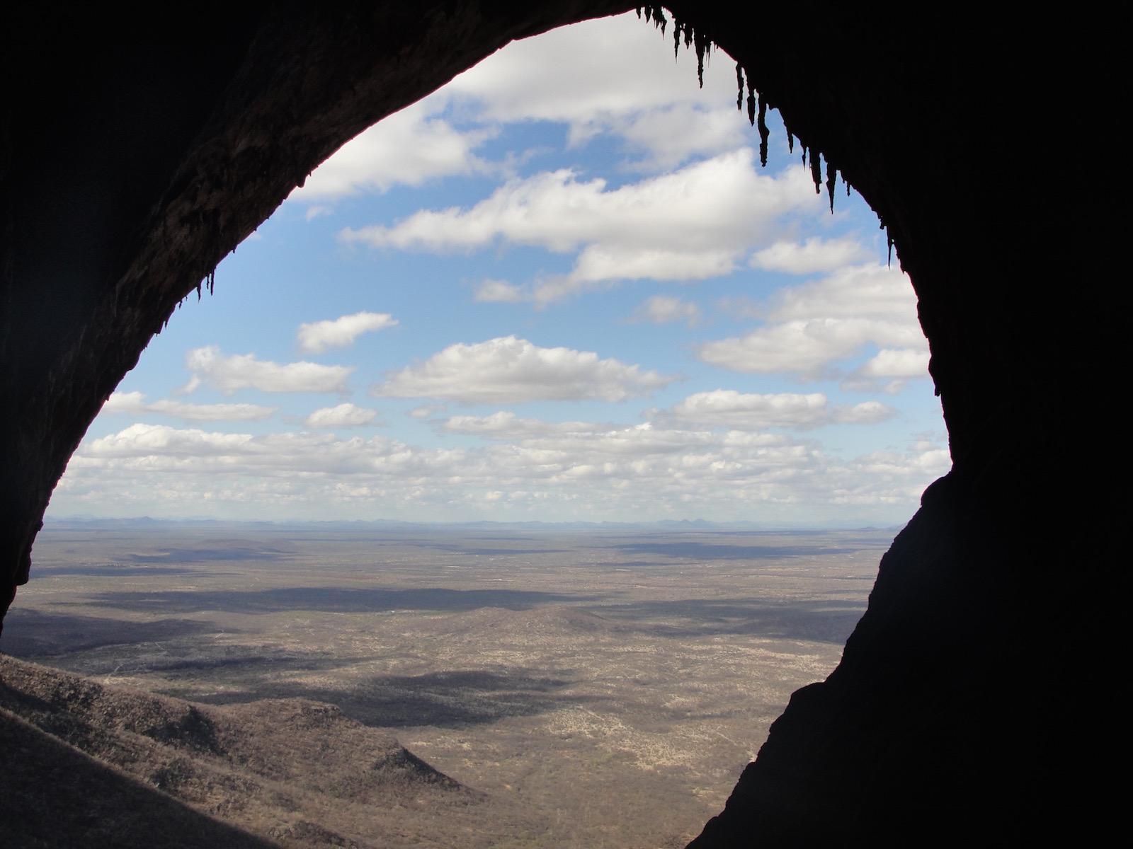 Dentro de las profundidades del desierto sonorense: un vistazo a las cuevas de Sonora